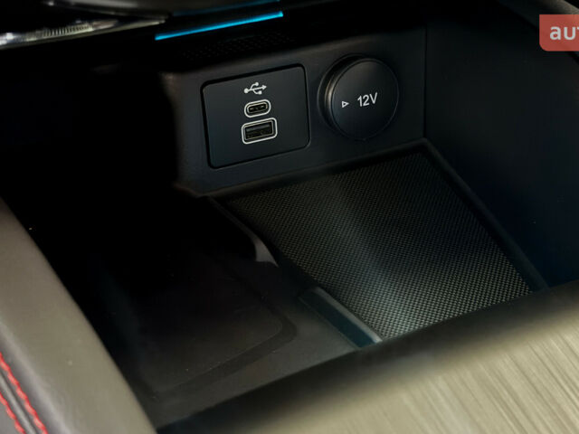 Форд Куга, об'ємом двигуна 1.5 л та пробігом 0 тис. км за 41227 $, фото 18 на Automoto.ua