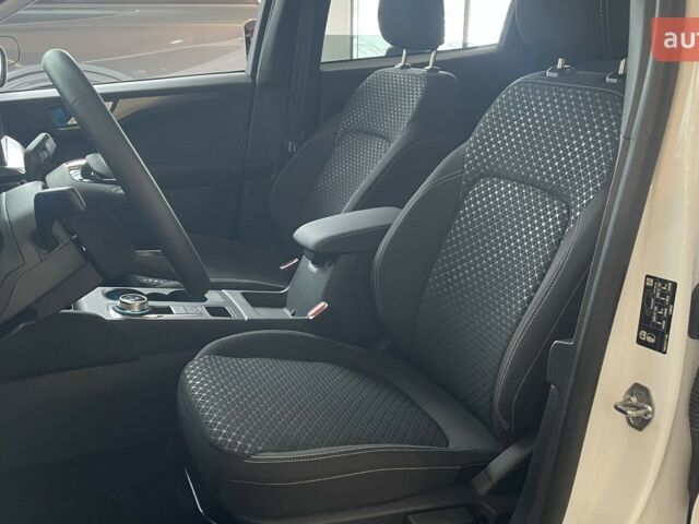 Форд Куга, объемом двигателя 1.5 л и пробегом 0 тыс. км за 29825 $, фото 15 на Automoto.ua