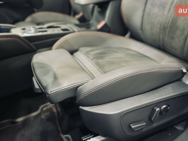 купити нове авто Форд Куга 2025 року від офіційного дилера Автомир Форд фото