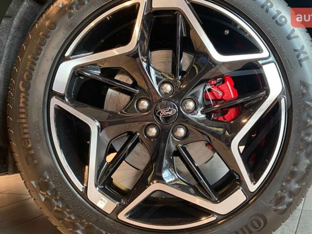 Форд Куга, объемом двигателя 1.5 л и пробегом 0 тыс. км за 40228 $, фото 14 на Automoto.ua