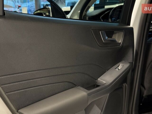 Форд Куга, объемом двигателя 2.49 л и пробегом 0 тыс. км за 39010 $, фото 16 на Automoto.ua