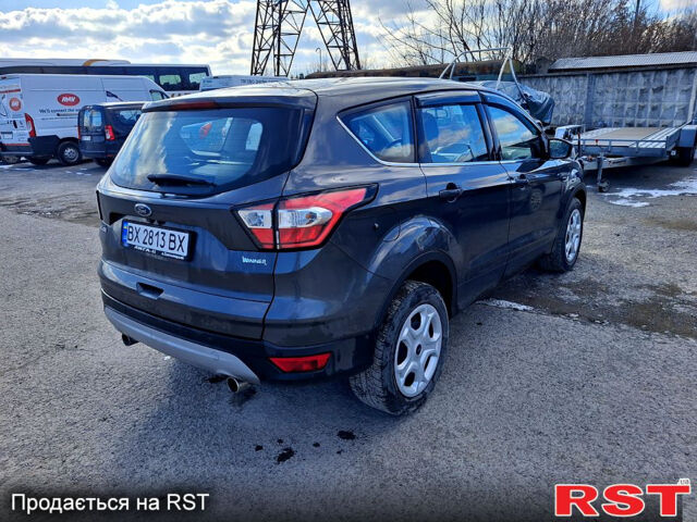 Сірий Форд Куга, об'ємом двигуна 1.5 л та пробігом 120 тис. км за 16000 $, фото 2 на Automoto.ua