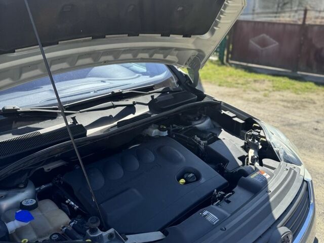 Серый Форд Куга, объемом двигателя 2 л и пробегом 270 тыс. км за 9200 $, фото 7 на Automoto.ua