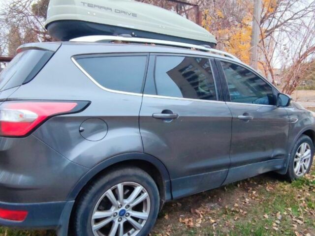 Серый Форд Куга, объемом двигателя 0 л и пробегом 75 тыс. км за 11500 $, фото 6 на Automoto.ua