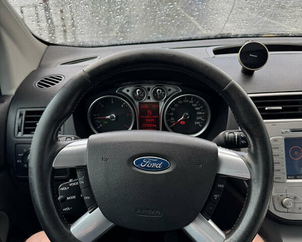 Сірий Форд Куга, об'ємом двигуна 2 л та пробігом 222 тис. км за 9300 $, фото 14 на Automoto.ua