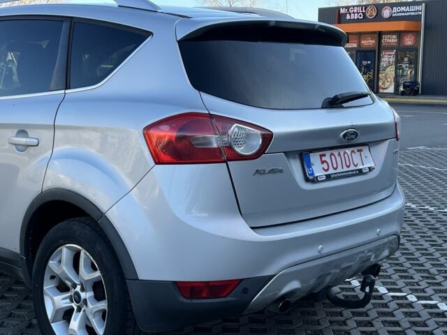 Серый Форд Куга, объемом двигателя 2 л и пробегом 290 тыс. км за 4400 $, фото 3 на Automoto.ua