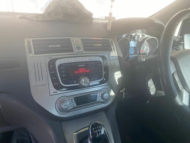 Форд Куга 2008 в Житомире на Automoto.ua Серый Форд Куга, объемом двигателя 2 л и пробегом 280 тыс. км за 2400 $, фото 6 на Automoto.ua