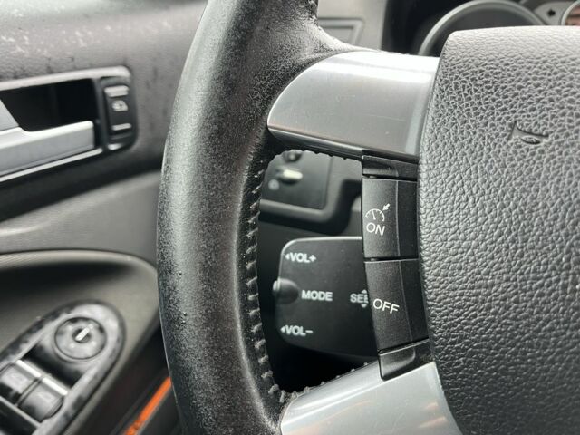 Форд Куга 2008 в Кривом Роге на Automoto.ua Серый Форд Куга, объемом двигателя 2 л и пробегом 290 тыс. км за 4500 $, фото 12 на Automoto.ua