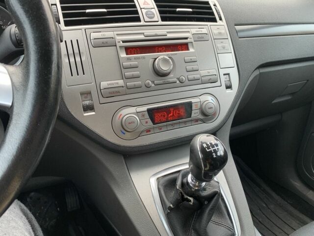 Серый Форд Куга, объемом двигателя 0 л и пробегом 219 тыс. км за 5600 $, фото 14 на Automoto.ua