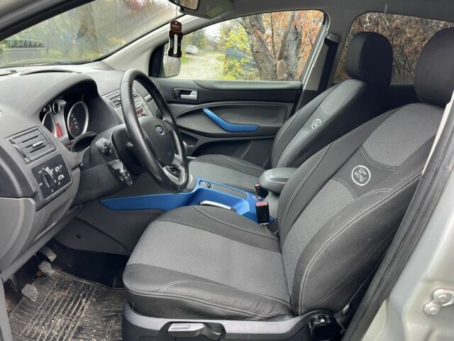 Форд Куга 2008 в Кривом Роге на Automoto.ua Серый Форд Куга, объемом двигателя 2 л и пробегом 290 тыс. км за 4500 $, фото 16 на Automoto.ua