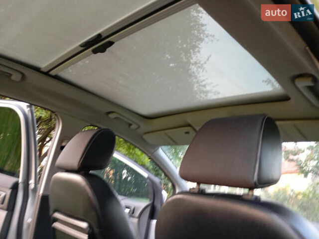 Серый Форд Куга, объемом двигателя 2 л и пробегом 268 тыс. км за 9199 $, фото 22 на Automoto.ua