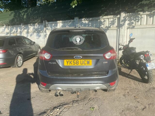 Форд Куга 2008 в Житомире на Automoto.ua Серый Форд Куга, объемом двигателя 2 л и пробегом 280 тыс. км за 2400 $, фото 2 на Automoto.ua