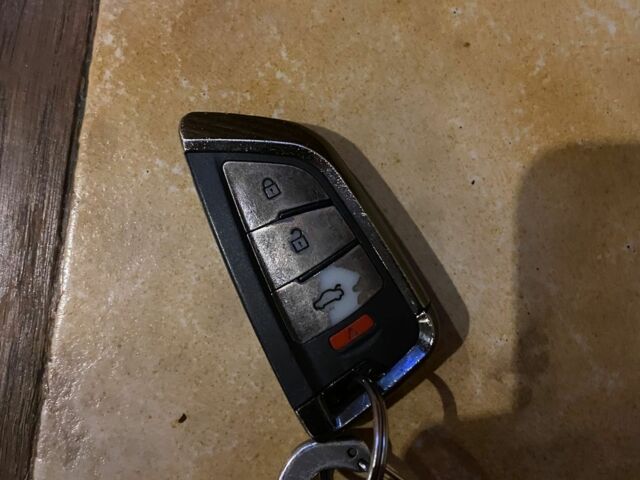 Форд Куга 2008 в Житомире на Automoto.ua Серый Форд Куга, объемом двигателя 2 л и пробегом 280 тыс. км за 2400 $, фото 1 на Automoto.ua