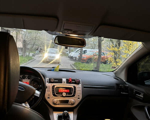 Сірий Форд Куга, об'ємом двигуна 2 л та пробігом 318 тис. км за 8700 $, фото 11 на Automoto.ua