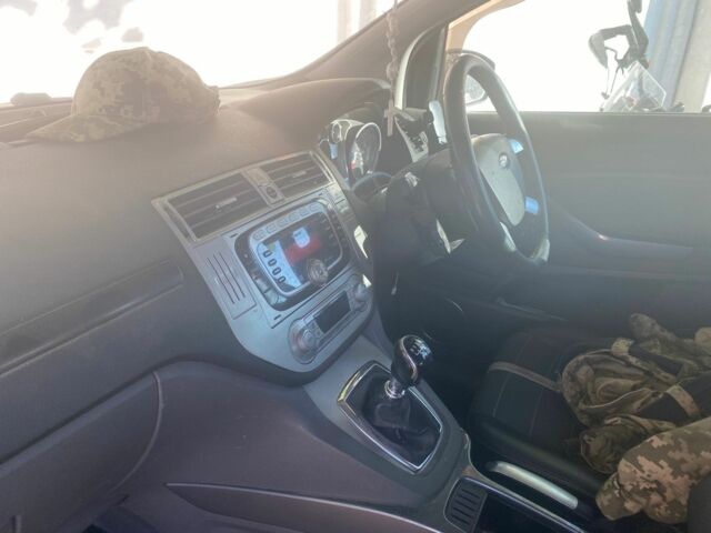 Форд Куга 2008 в Житомире на Automoto.ua Серый Форд Куга, объемом двигателя 2 л и пробегом 280 тыс. км за 2400 $, фото 13 на Automoto.ua