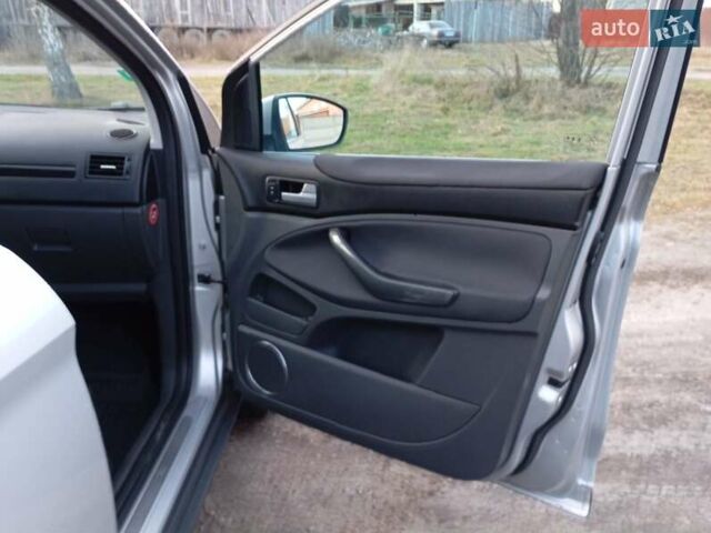 Сірий Форд Куга, об'ємом двигуна 2 л та пробігом 269 тис. км за 9200 $, фото 28 на Automoto.ua