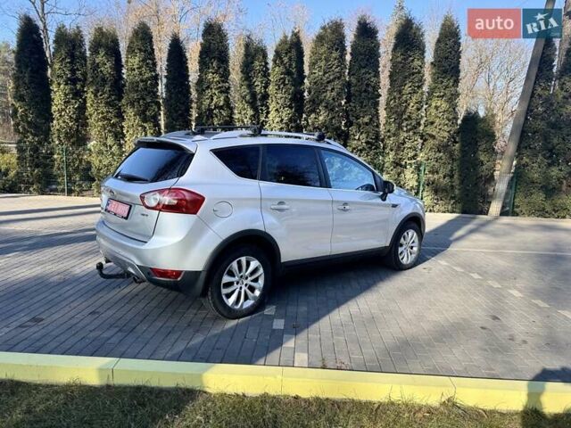 Серый Форд Куга, объемом двигателя 2 л и пробегом 217 тыс. км за 9900 $, фото 10 на Automoto.ua