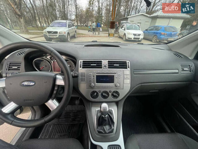 Серый Форд Куга, объемом двигателя 2 л и пробегом 250 тыс. км за 8800 $, фото 8 на Automoto.ua