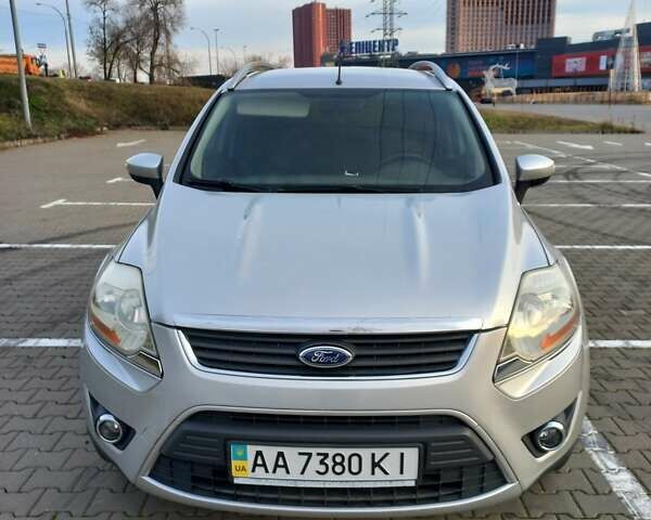 Серый Форд Куга, объемом двигателя 2.52 л и пробегом 179 тыс. км за 9800 $, фото 6 на Automoto.ua