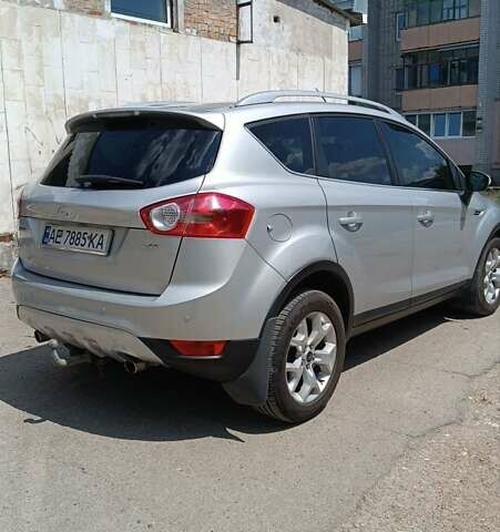 Серый Форд Куга, объемом двигателя 2.52 л и пробегом 223 тыс. км за 9500 $, фото 5 на Automoto.ua