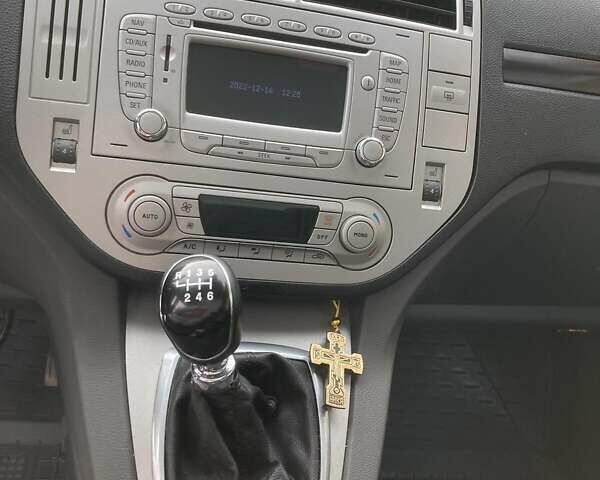Форд Куга 2009 в Рахове на Automoto.ua Серый Форд Куга, объемом двигателя 2 л и пробегом 230 тыс. км за 10300 $, фото 7 на Automoto.ua