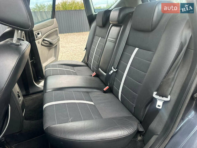 Серый Форд Куга, объемом двигателя 2 л и пробегом 270 тыс. км за 9000 $, фото 9 на Automoto.ua