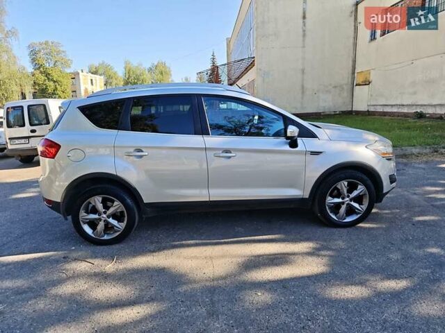 Сірий Форд Куга, об'ємом двигуна 2 л та пробігом 260 тис. км за 9950 $, фото 3 на Automoto.ua