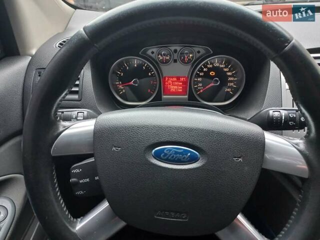 Серый Форд Куга, объемом двигателя 2.52 л и пробегом 179 тыс. км за 9800 $, фото 11 на Automoto.ua