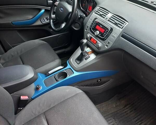 Серый Форд Куга, объемом двигателя 2.52 л и пробегом 179 тыс. км за 9800 $, фото 10 на Automoto.ua