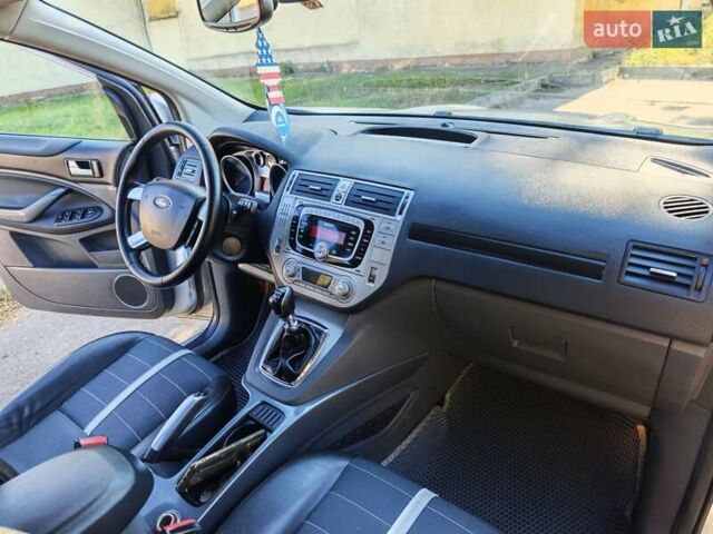 Сірий Форд Куга, об'ємом двигуна 2 л та пробігом 260 тис. км за 9950 $, фото 18 на Automoto.ua