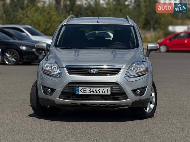Серый Форд Куга, объемом двигателя 2.52 л и пробегом 115 тыс. км за 9900 $, фото 2 на Automoto.ua