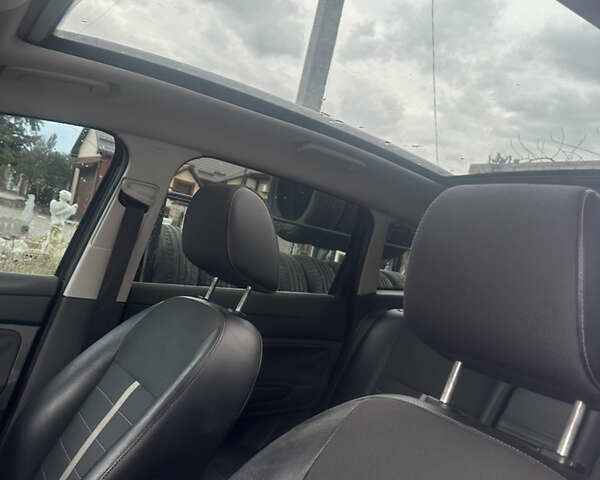 Сірий Форд Куга, об'ємом двигуна 2 л та пробігом 272 тис. км за 9999 $, фото 6 на Automoto.ua