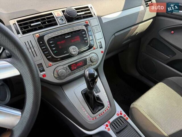 Серый Форд Куга, объемом двигателя 2.52 л и пробегом 115 тыс. км за 9900 $, фото 39 на Automoto.ua