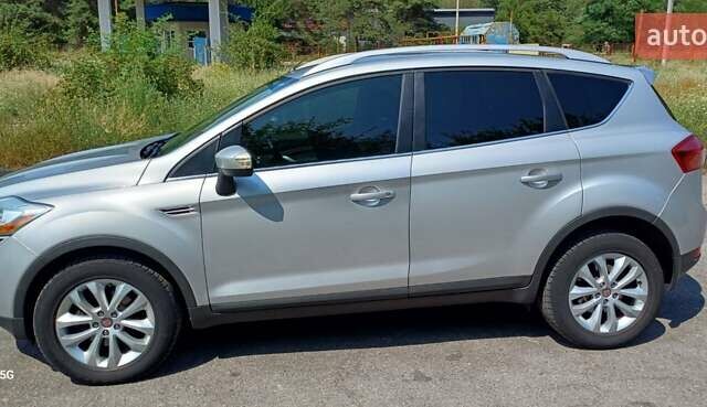 Сірий Форд Куга, об'ємом двигуна 2 л та пробігом 103 тис. км за 8800 $, фото 7 на Automoto.ua