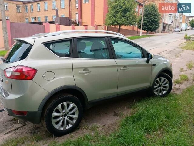 Сірий Форд Куга, об'ємом двигуна 2 л та пробігом 290 тис. км за 10250 $, фото 7 на Automoto.ua