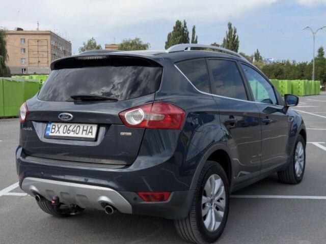 Форд Куга 2010 в Каменце-Подольском на Automoto.ua Серый Форд Куга, объемом двигателя 2 л и пробегом 186 тыс. км за 11200 $, фото 1 на Automoto.ua