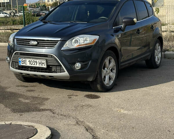 Серый Форд Куга, объемом двигателя 2 л и пробегом 220 тыс. км за 9900 $, фото 3 на Automoto.ua