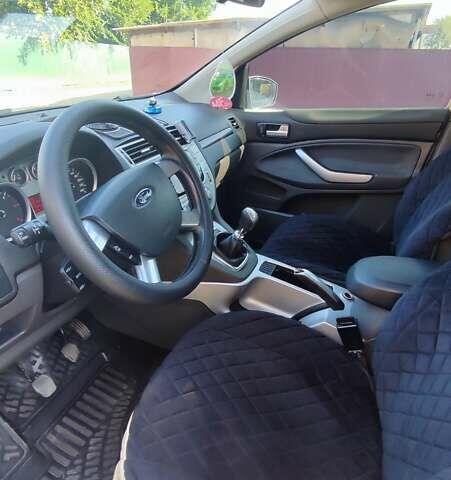 Сірий Форд Куга, об'ємом двигуна 2 л та пробігом 223 тис. км за 10200 $, фото 5 на Automoto.ua