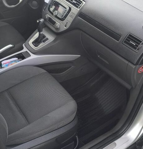 Серый Форд Куга, объемом двигателя 2.5 л и пробегом 230 тыс. км за 10300 $, фото 9 на Automoto.ua