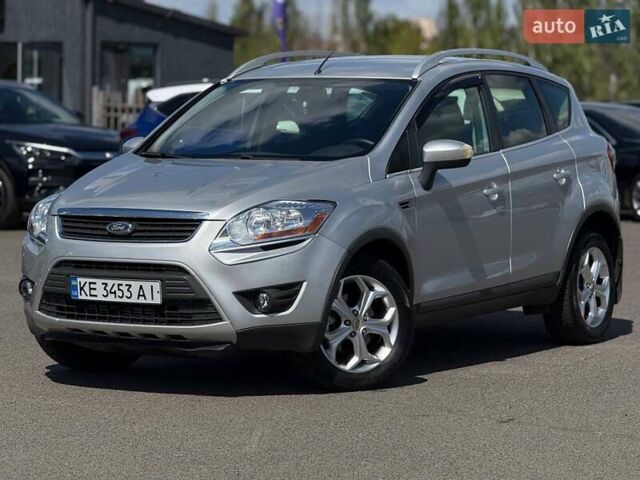 Серый Форд Куга, объемом двигателя 2.52 л и пробегом 115 тыс. км за 9900 $, фото 1 на Automoto.ua
