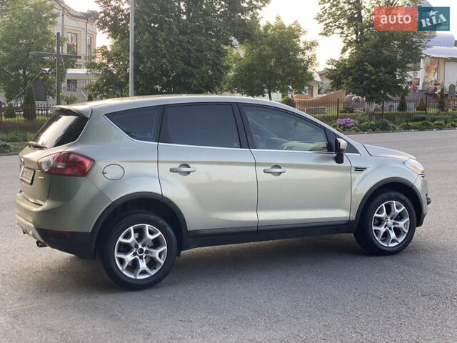 Серый Форд Куга, объемом двигателя 2 л и пробегом 281 тыс. км за 9200 $, фото 2 на Automoto.ua