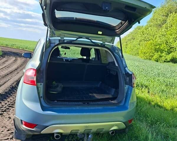 Серый Форд Куга, объемом двигателя 2 л и пробегом 249 тыс. км за 10300 $, фото 10 на Automoto.ua