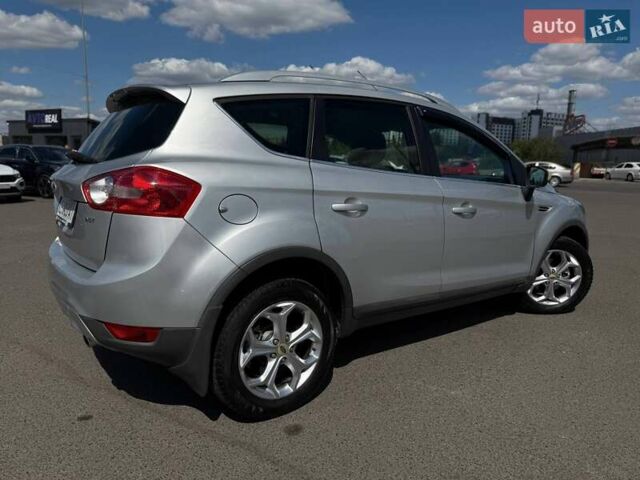 Серый Форд Куга, объемом двигателя 2.52 л и пробегом 115 тыс. км за 9900 $, фото 18 на Automoto.ua
