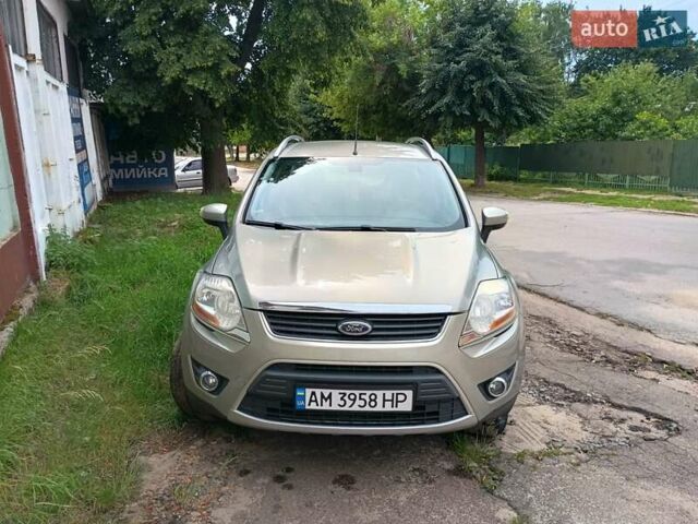 Сірий Форд Куга, об'ємом двигуна 2 л та пробігом 290 тис. км за 10250 $, фото 6 на Automoto.ua