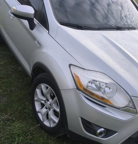 Серый Форд Куга, объемом двигателя 2.5 л и пробегом 230 тыс. км за 10300 $, фото 2 на Automoto.ua