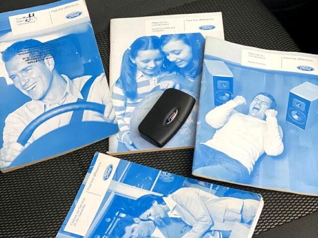 Сірий Форд Куга, об'ємом двигуна 2 л та пробігом 277 тис. км за 10398 $, фото 3 на Automoto.ua