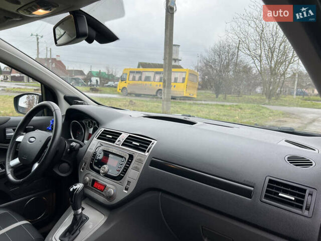 Серый Форд Куга, объемом двигателя 2 л и пробегом 180 тыс. км за 10900 $, фото 39 на Automoto.ua