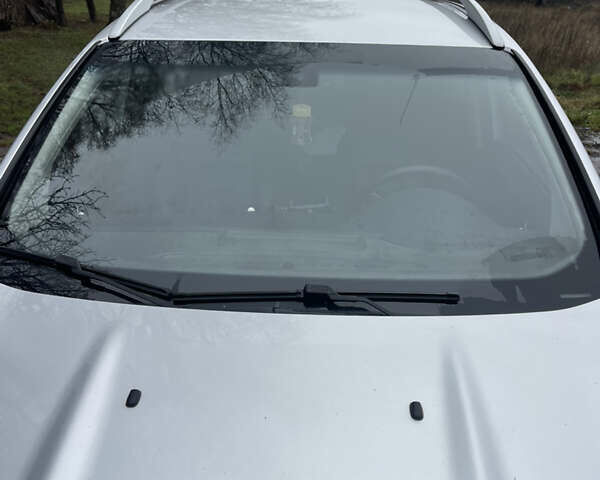 Серый Форд Куга, объемом двигателя 2 л и пробегом 184 тыс. км за 9500 $, фото 5 на Automoto.ua