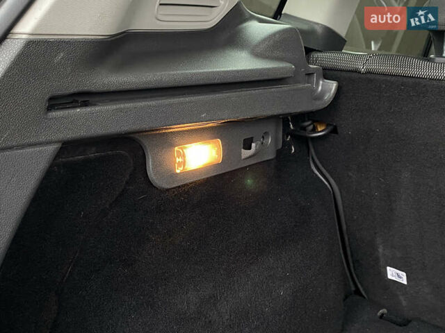 Сірий Форд Куга, об'ємом двигуна 2 л та пробігом 210 тис. км за 12100 $, фото 17 на Automoto.ua
