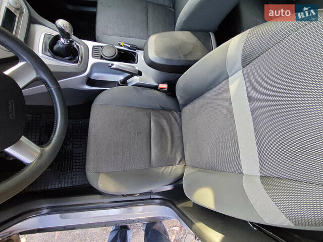 Форд Куга 2011 в Киеве на Automoto.ua Серый Форд Куга, объемом двигателя 2 л и пробегом 183 тыс. км за 10500 $, фото 9 на Automoto.ua